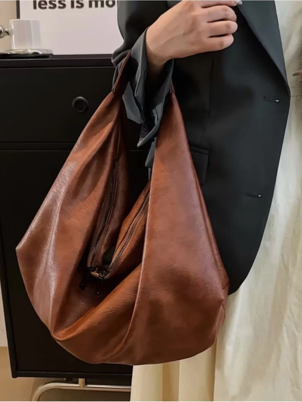 AYVA Saria Hobo Bag